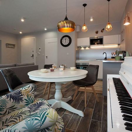 City Of The Kings Piano Apartment كراكوفيا المظهر الخارجي الصورة
