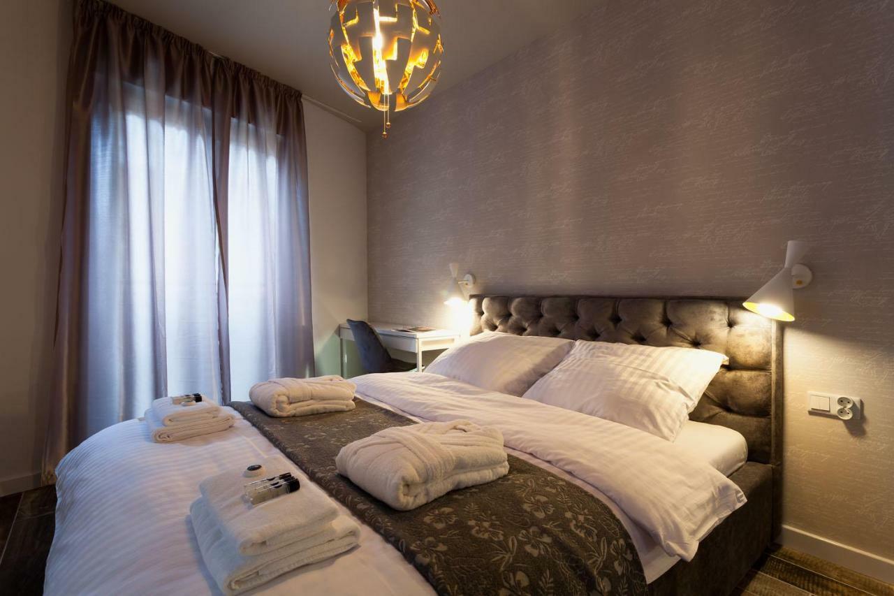 City Of The Kings Piano Apartment كراكوفيا المظهر الخارجي الصورة