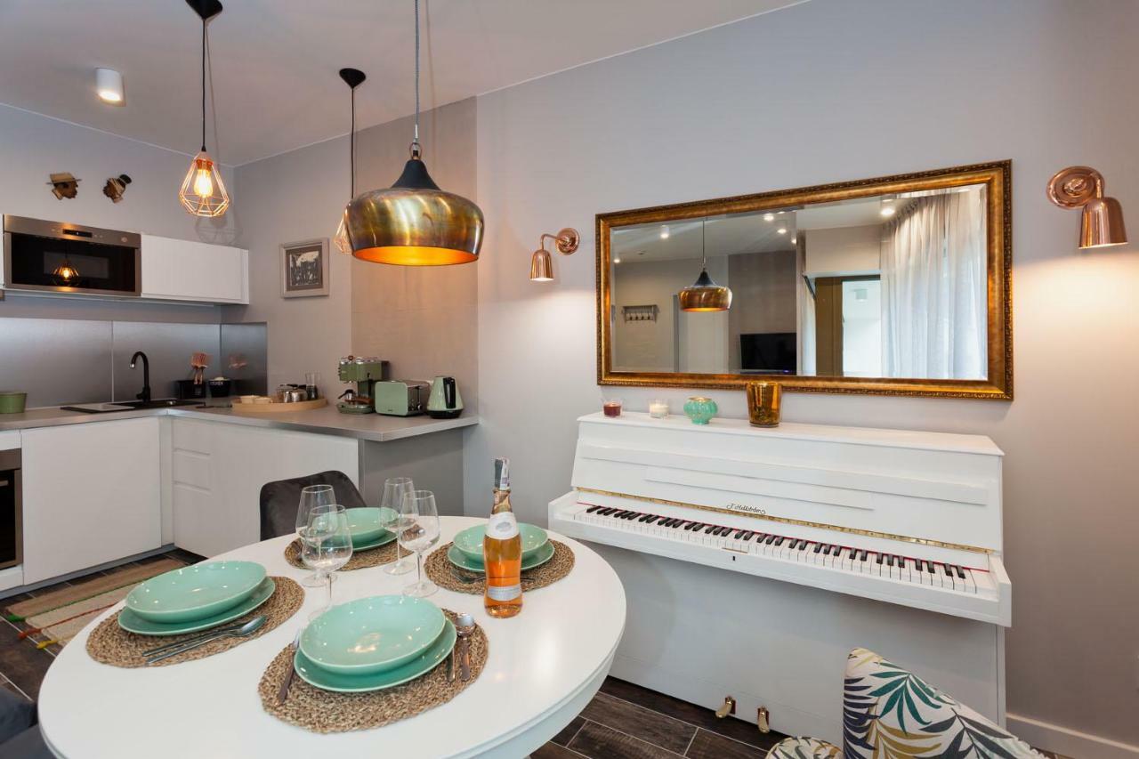 City Of The Kings Piano Apartment كراكوفيا المظهر الخارجي الصورة